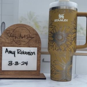 Engraved 40 oz Stanley Yarrow with sunflowers